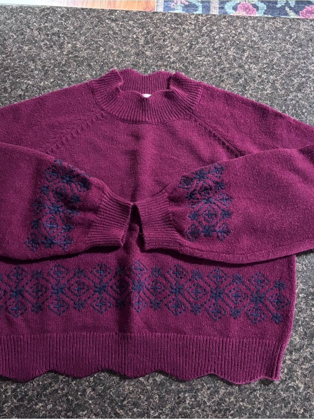Women's Crewneck Embroidered Sweater in Plum
